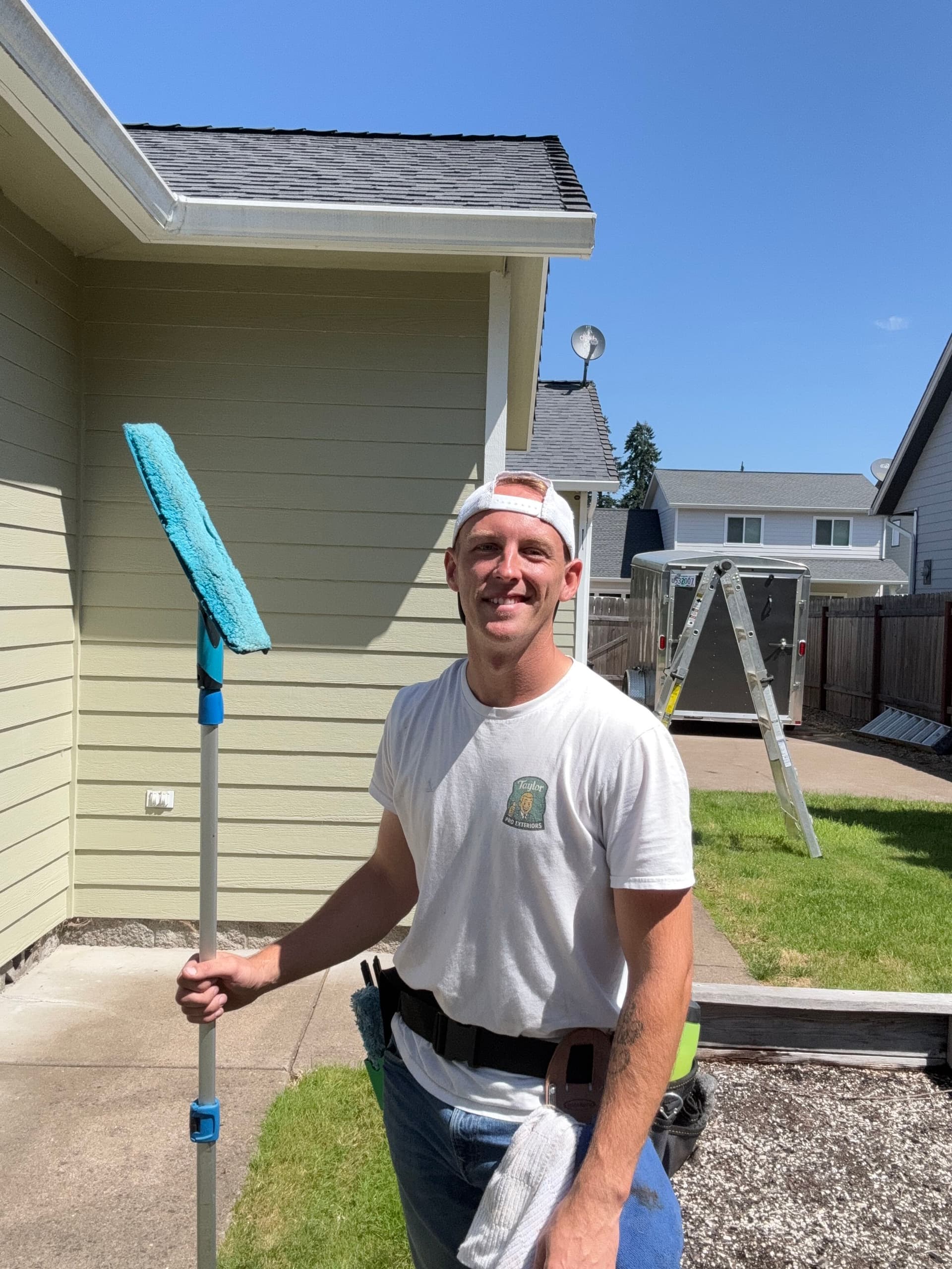 Gallery photos for Window Cleaning and Roof Moss Removal in Cottage Grove: Image #7