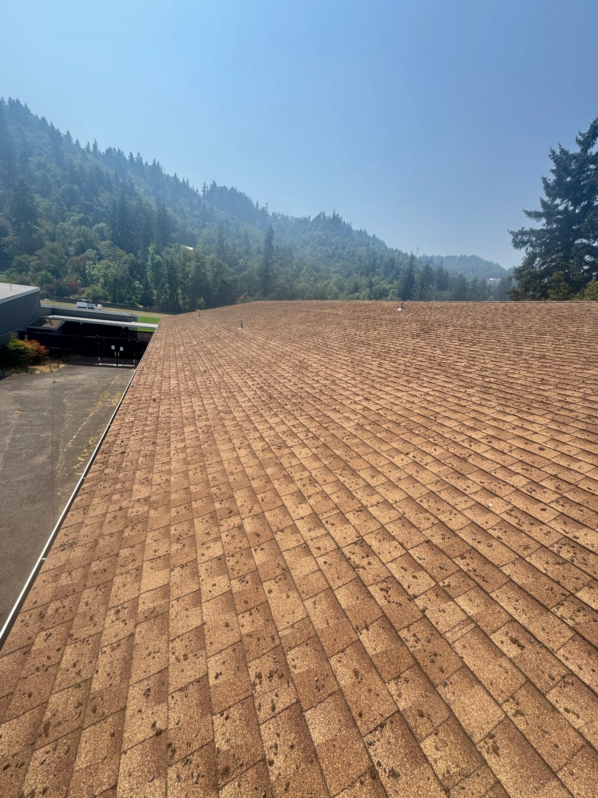 Gallery photos for Fremont Middle School Roof Moss Removal Roseburg Oregon: Image #5
