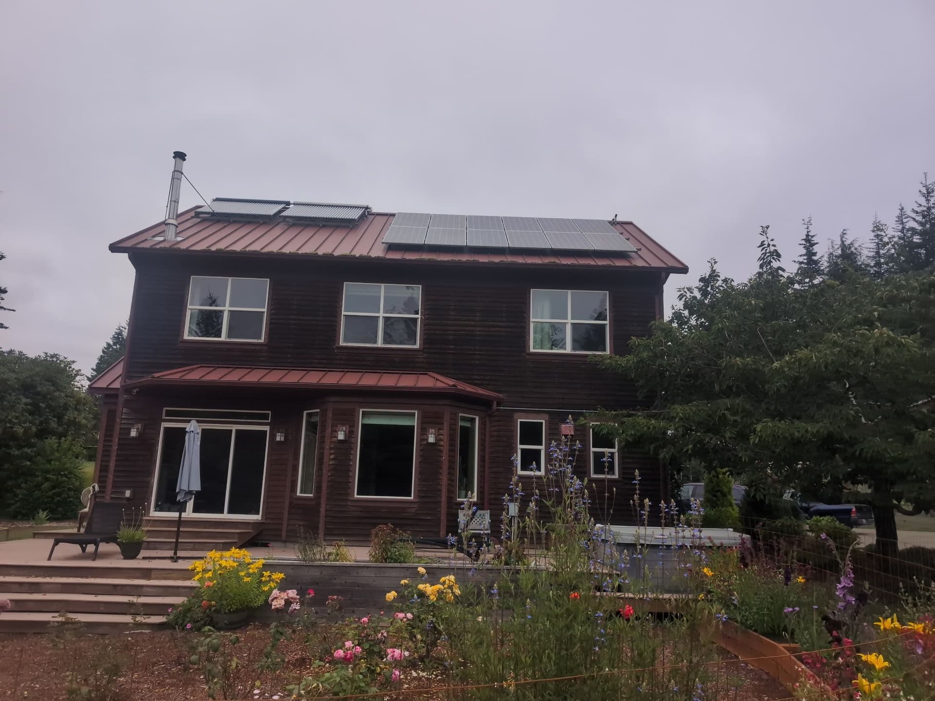 Gallery photos for Full Exterior Clean and Solar Panel Service on the Oregon Coast: Image #3