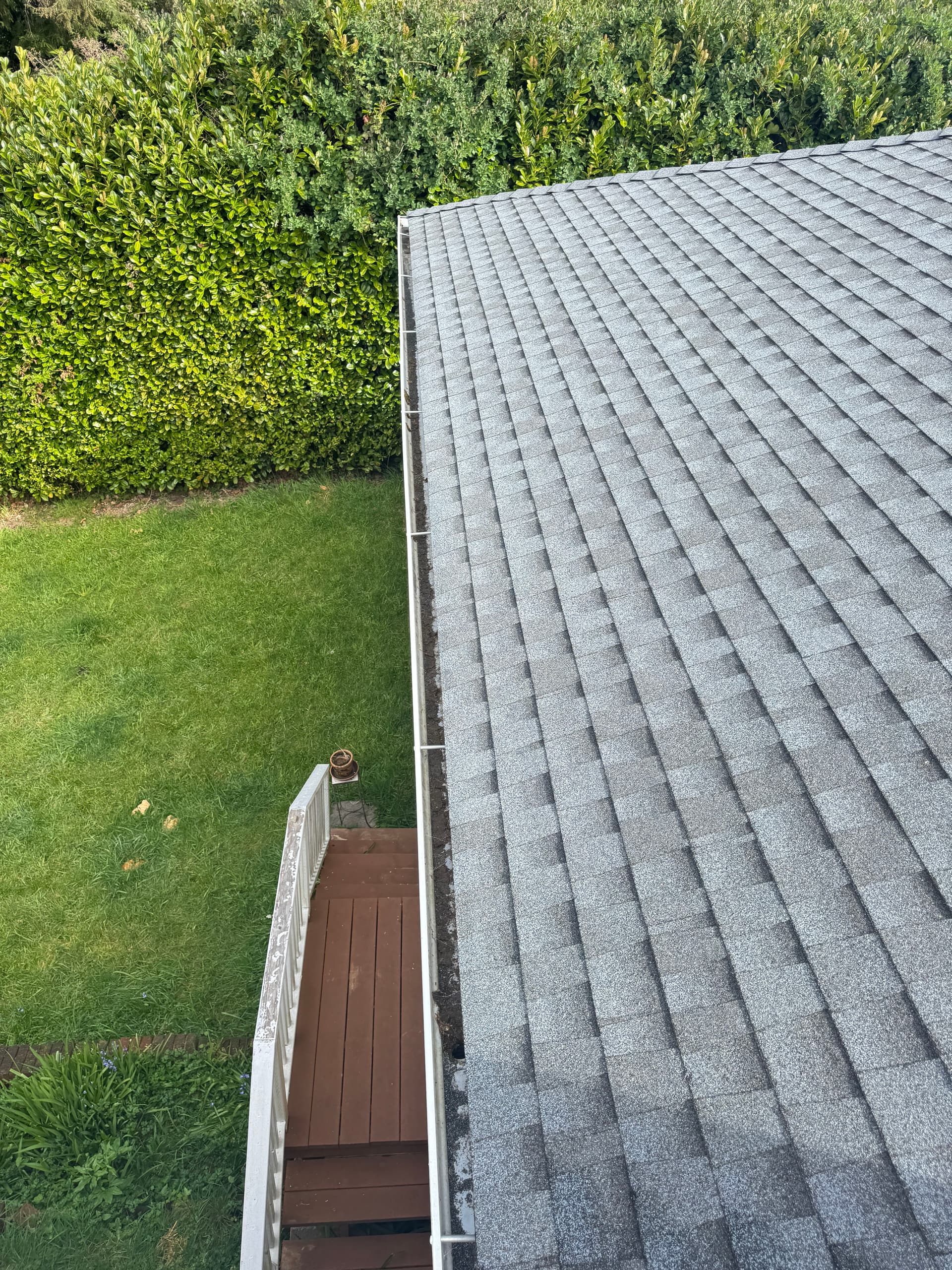 Gallery photos for Coastal Gutter Cleaning Done Right in North Bend: Image #1